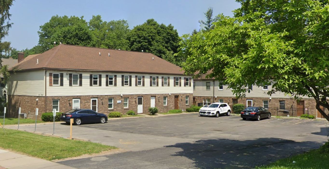 1118-1120 Lake Avenue – photo 1