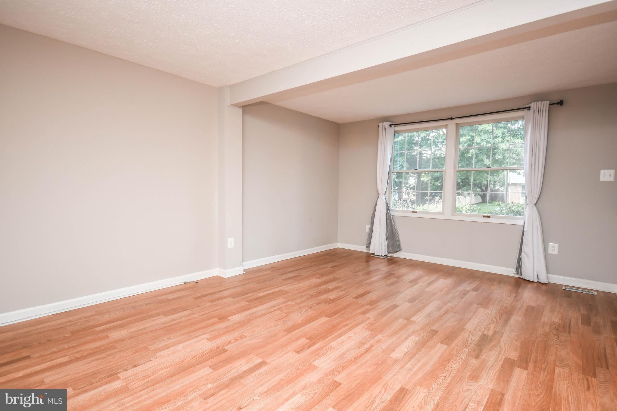 27 CROSS COUNTRY Court – photo 3