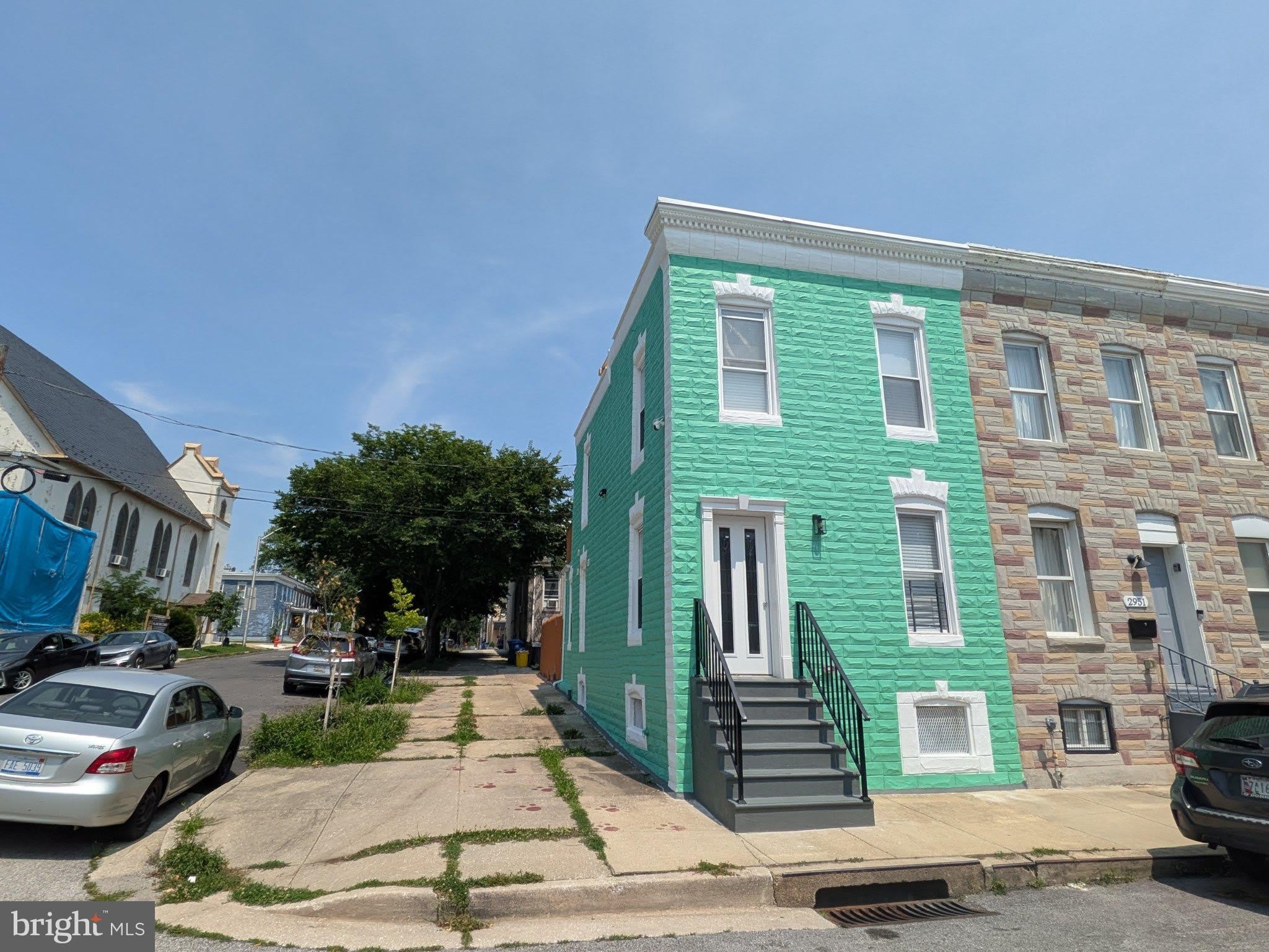 2953 Miles Avenue – photo 4