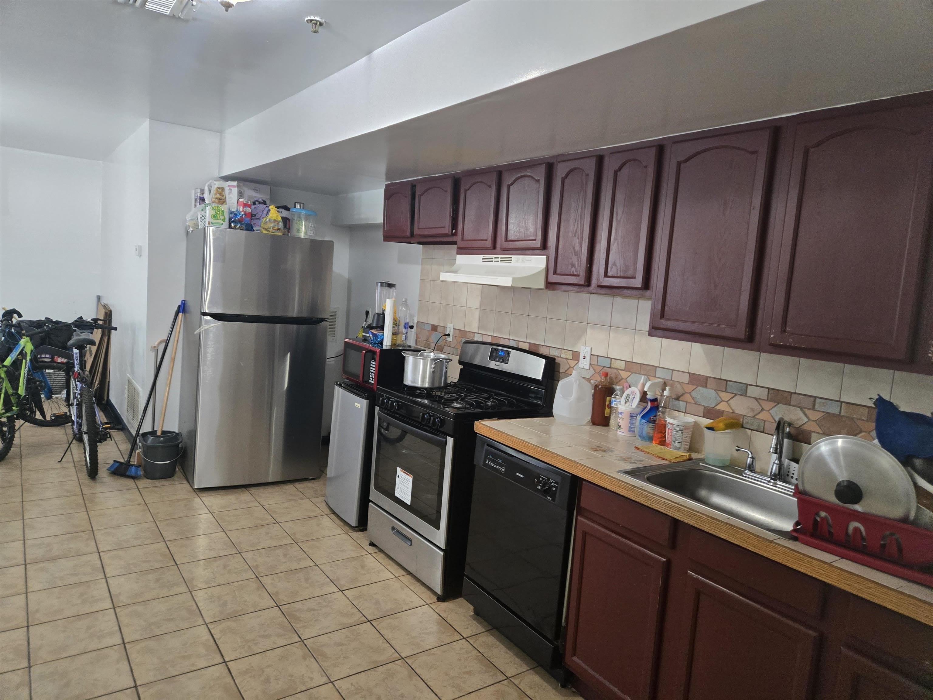 2707 CENTRAL AVE – photo 2