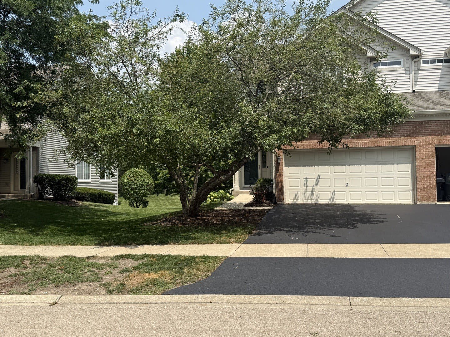 2250 STOUGHTON Drive – photo 1