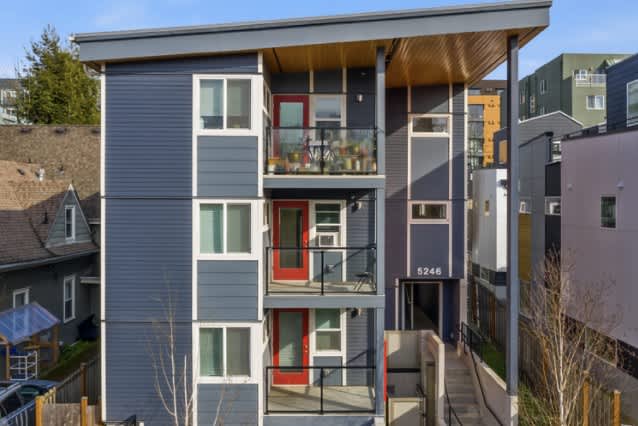 Glendale Apartments – photo 1