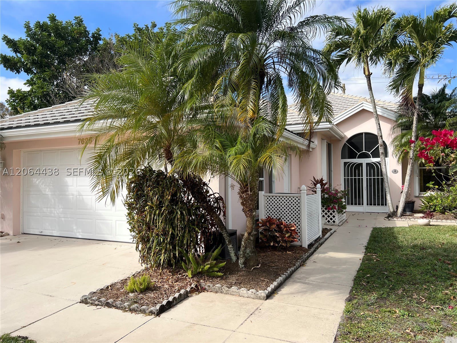 7625 SE Bay Cedar Cir – photo 3