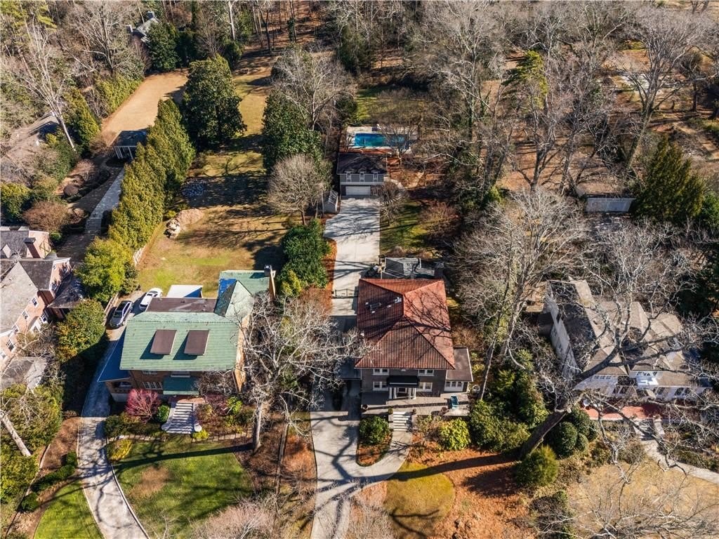 979 Springdale Road NE – photo 5
