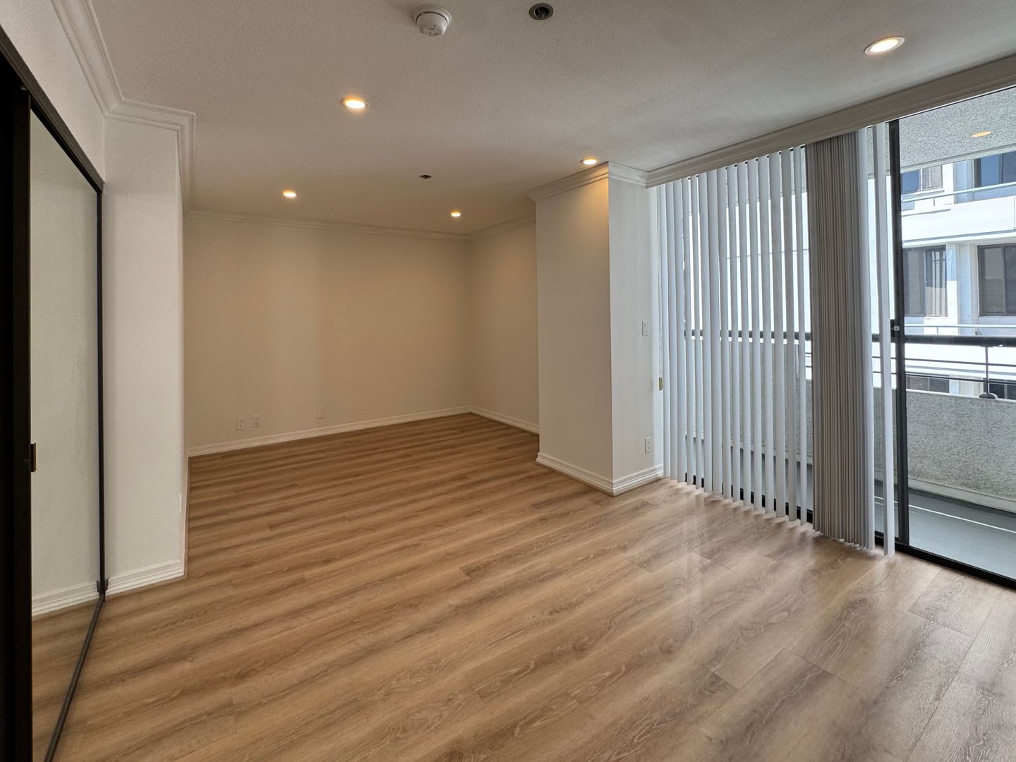 10636 Wilshire – photo 3