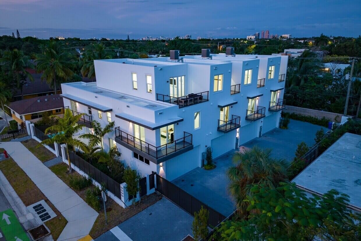 1222 NE 15th Avenue – photo 3