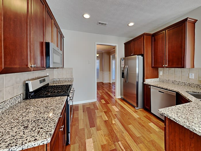 486 Astoria Way – photo 3