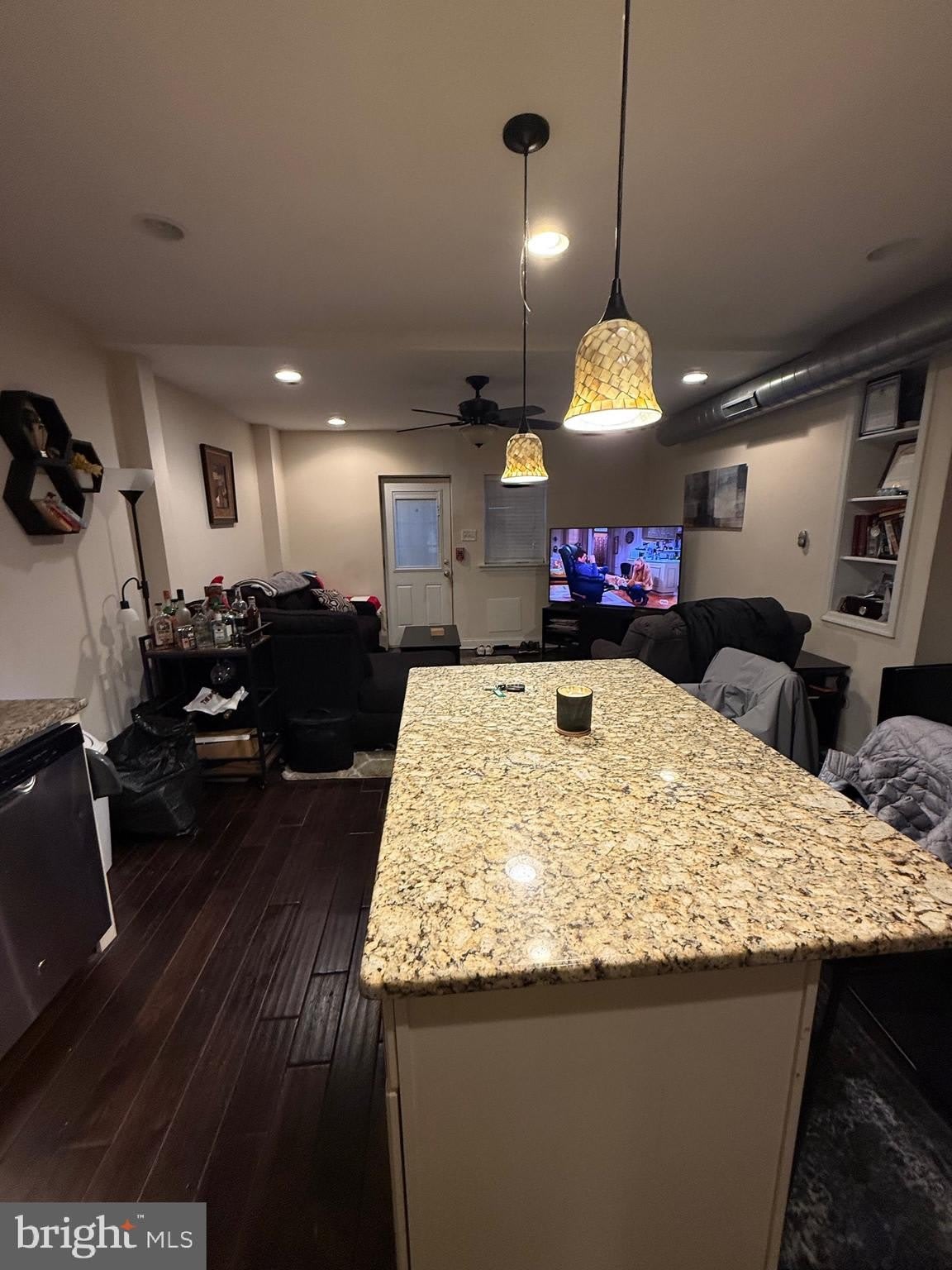6110 RIDGE Avenue – photo 4
