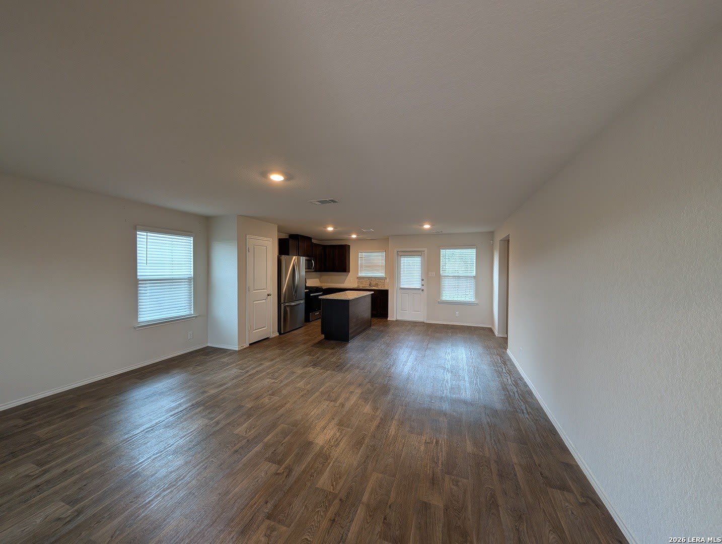 913 Andean Emerald – photo 2