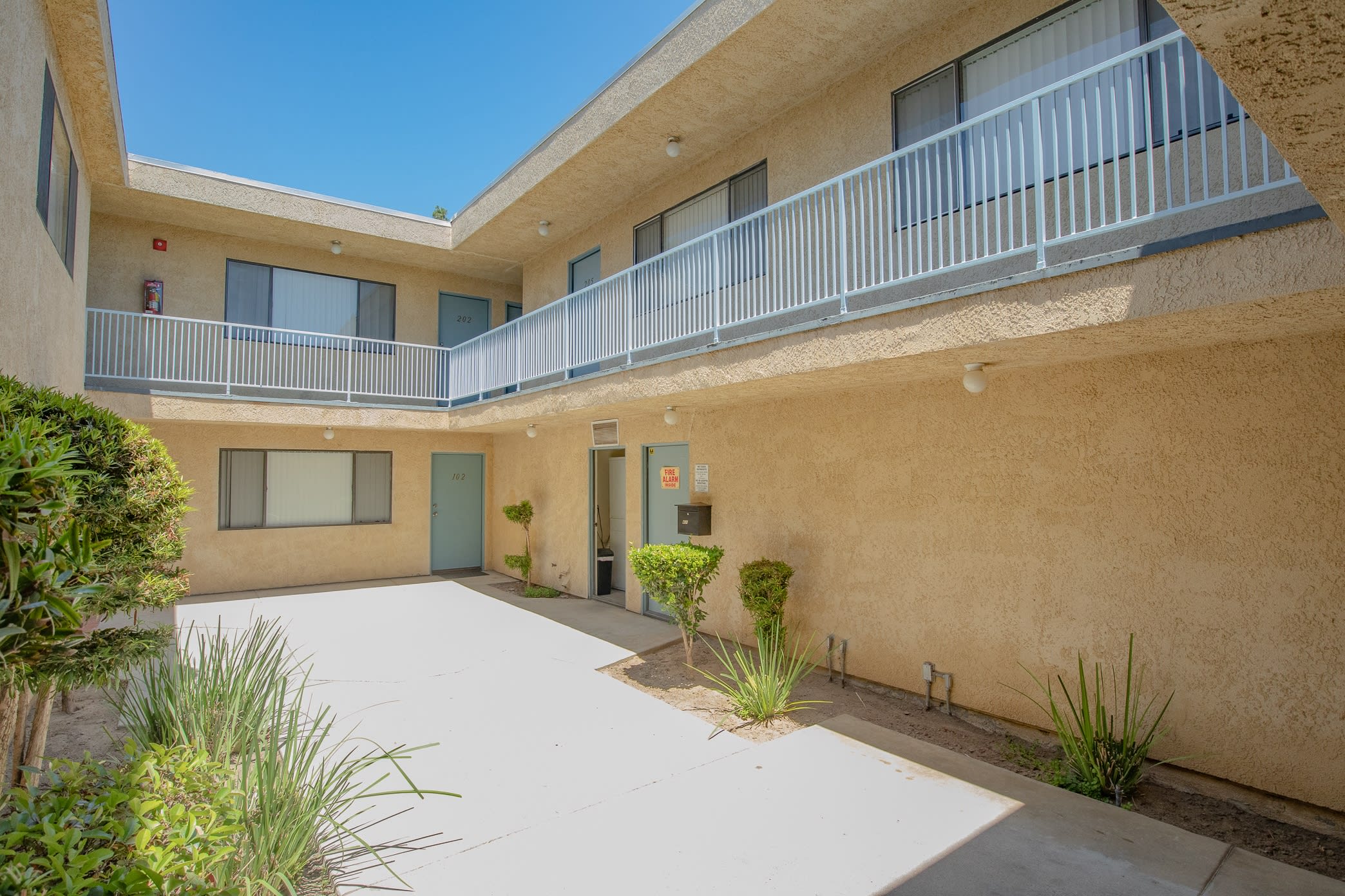 Jordan Apartments – photo 5