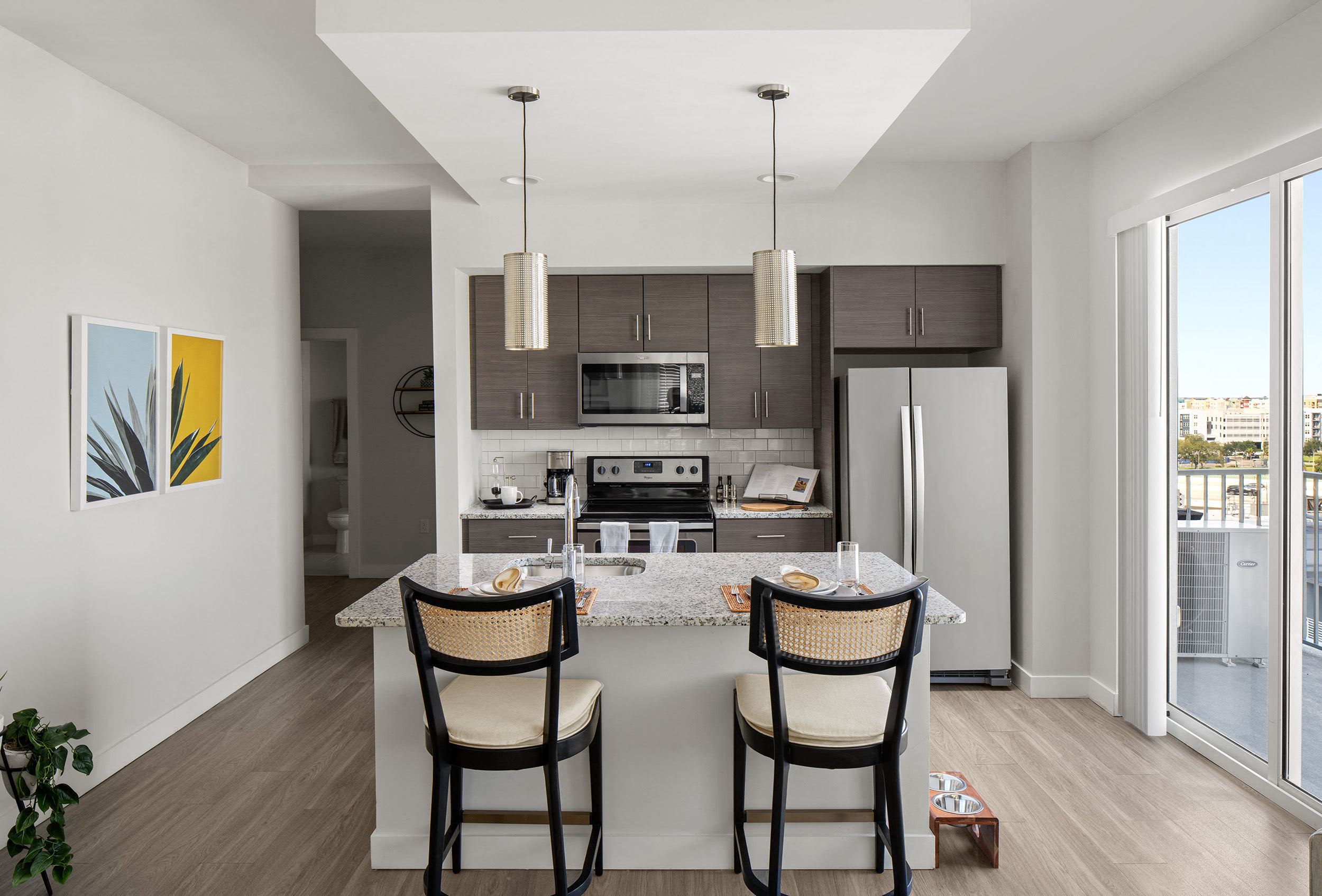 Channel Club Apartments – photo 3