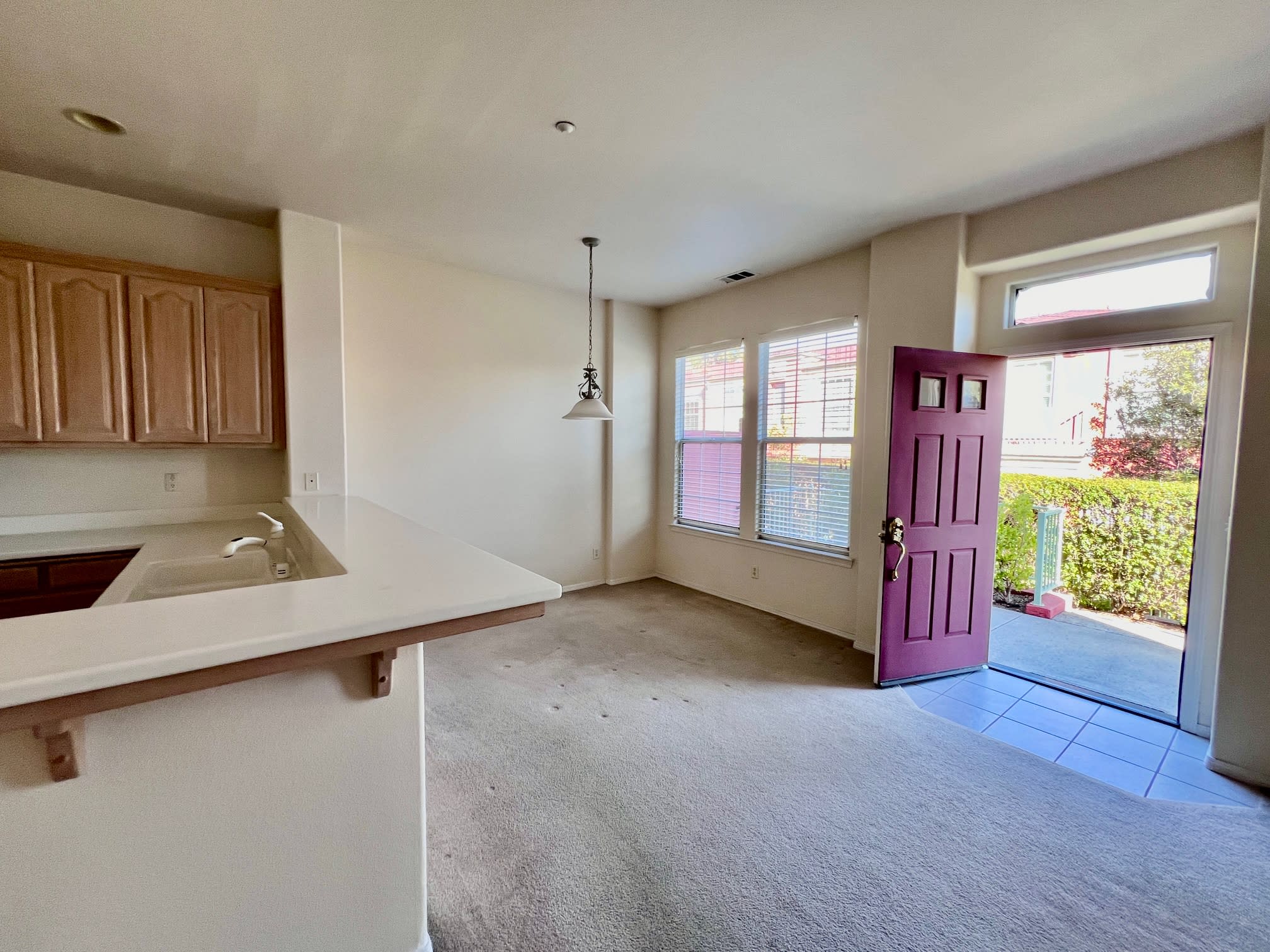 2860 Victoria Ave – photo 4