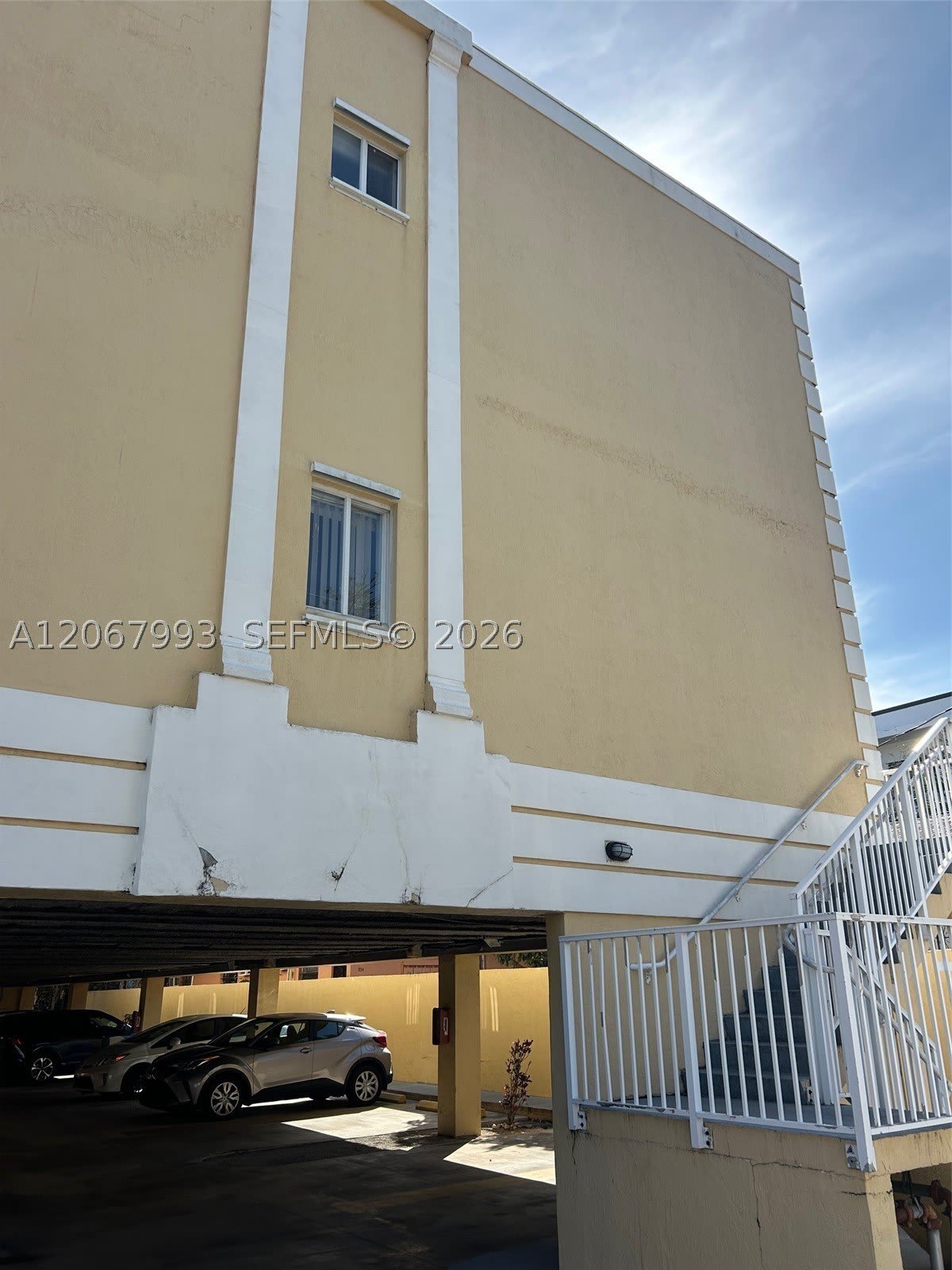 928 SW 3 – photo 5