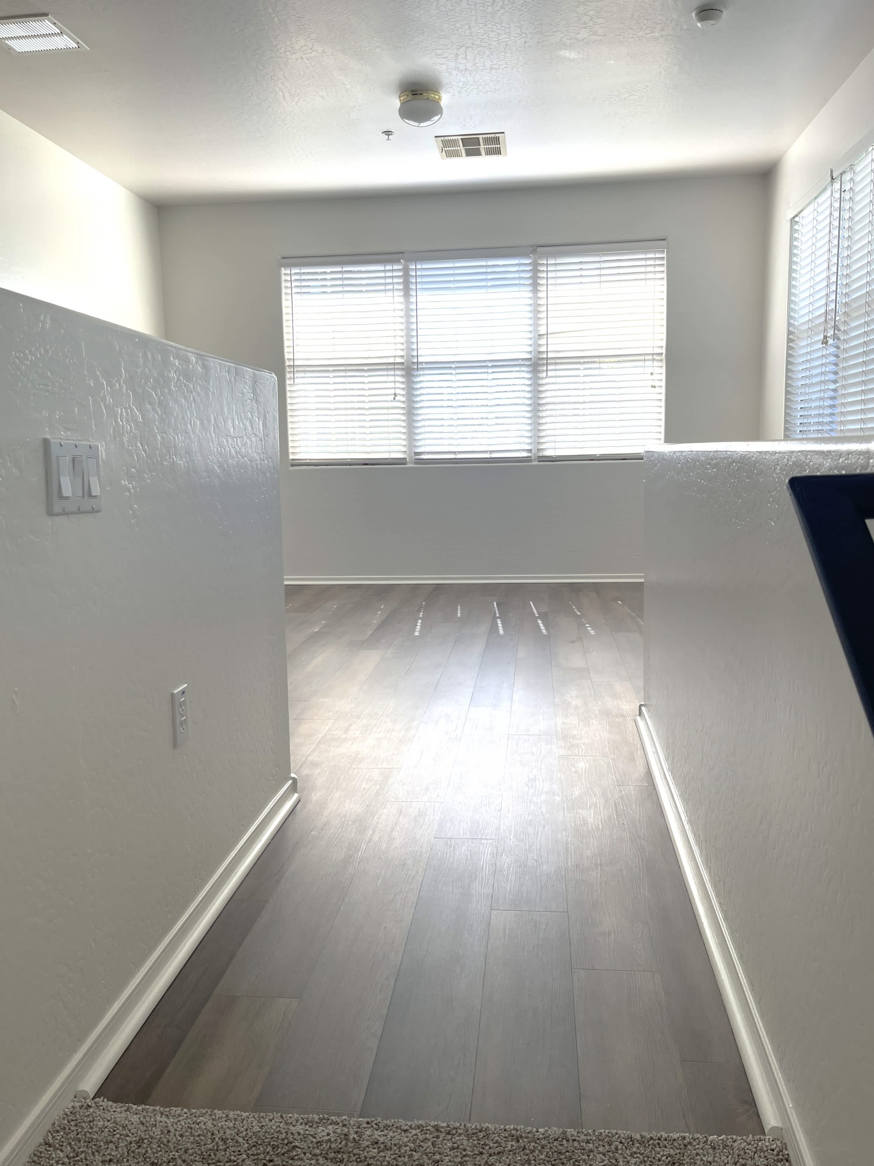 2244 E Huntington Dr – photo 4