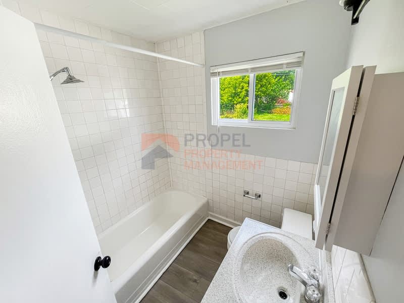 14387 Leonard Avenue – photo 5