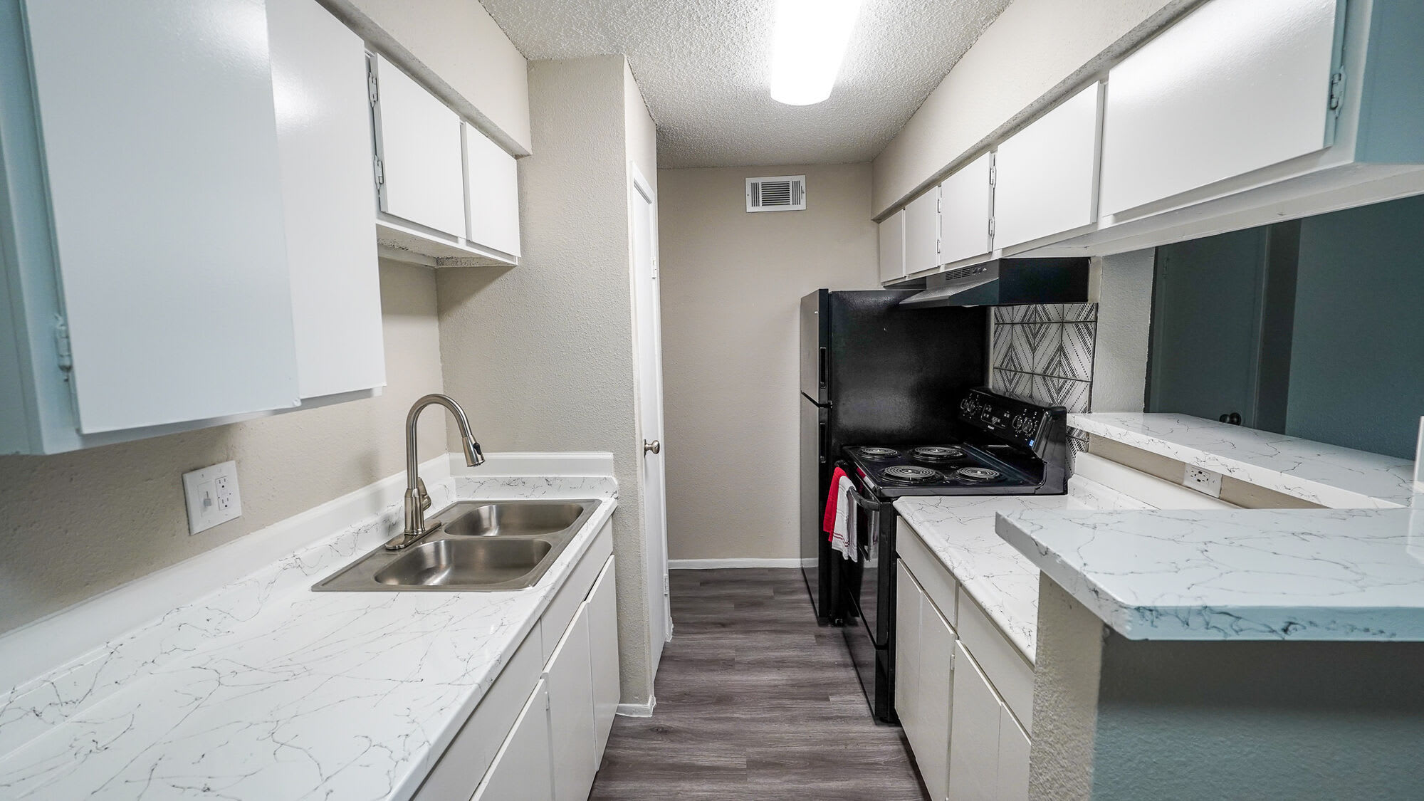 Avery Place – photo 1