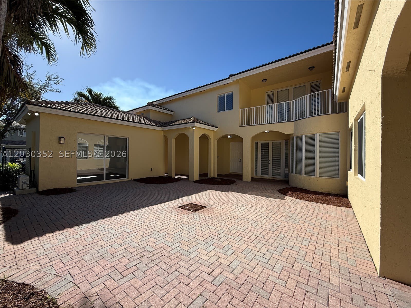 2250 SE 19th Ave – photo 4