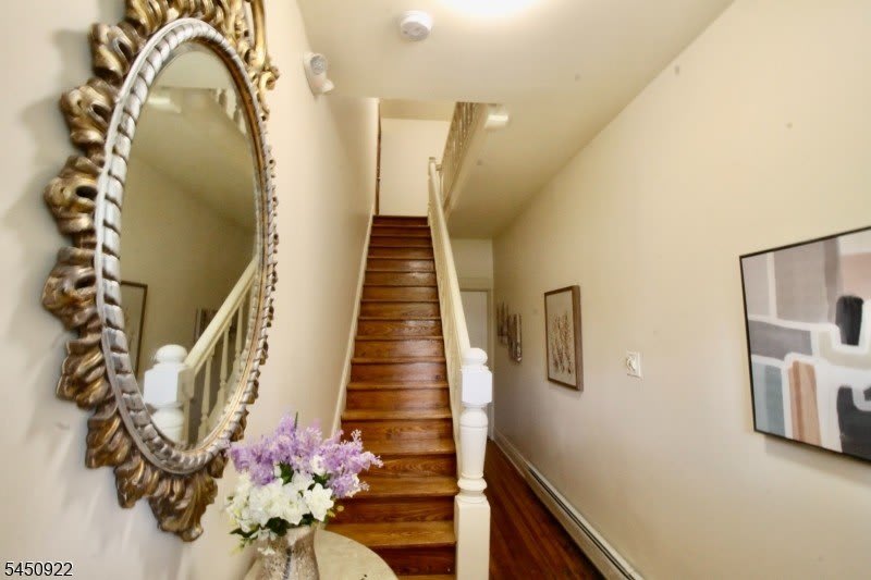 238 Claremont Ave – photo 3