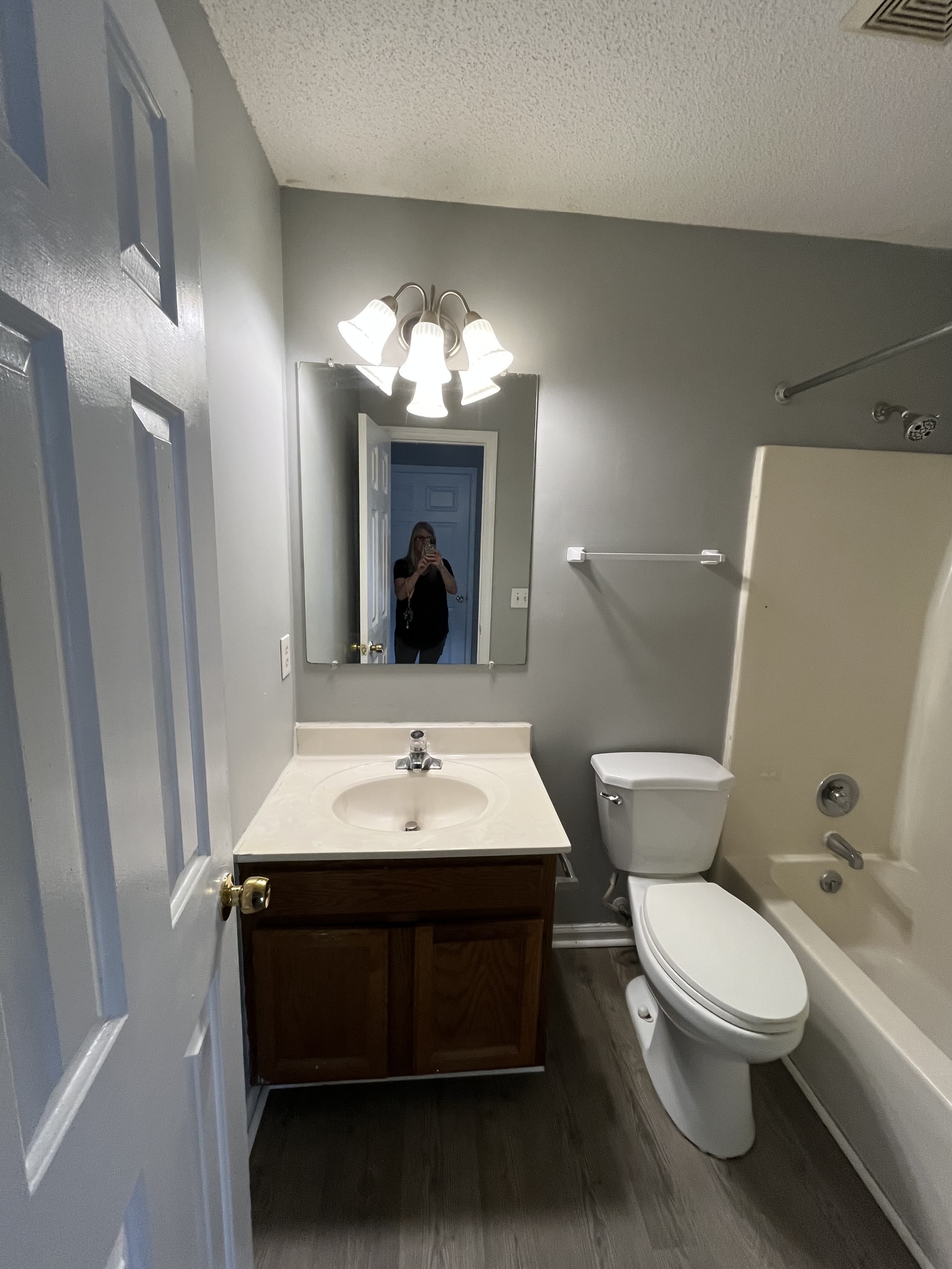 1302 Forest Knolls Circle Southeast – photo 5