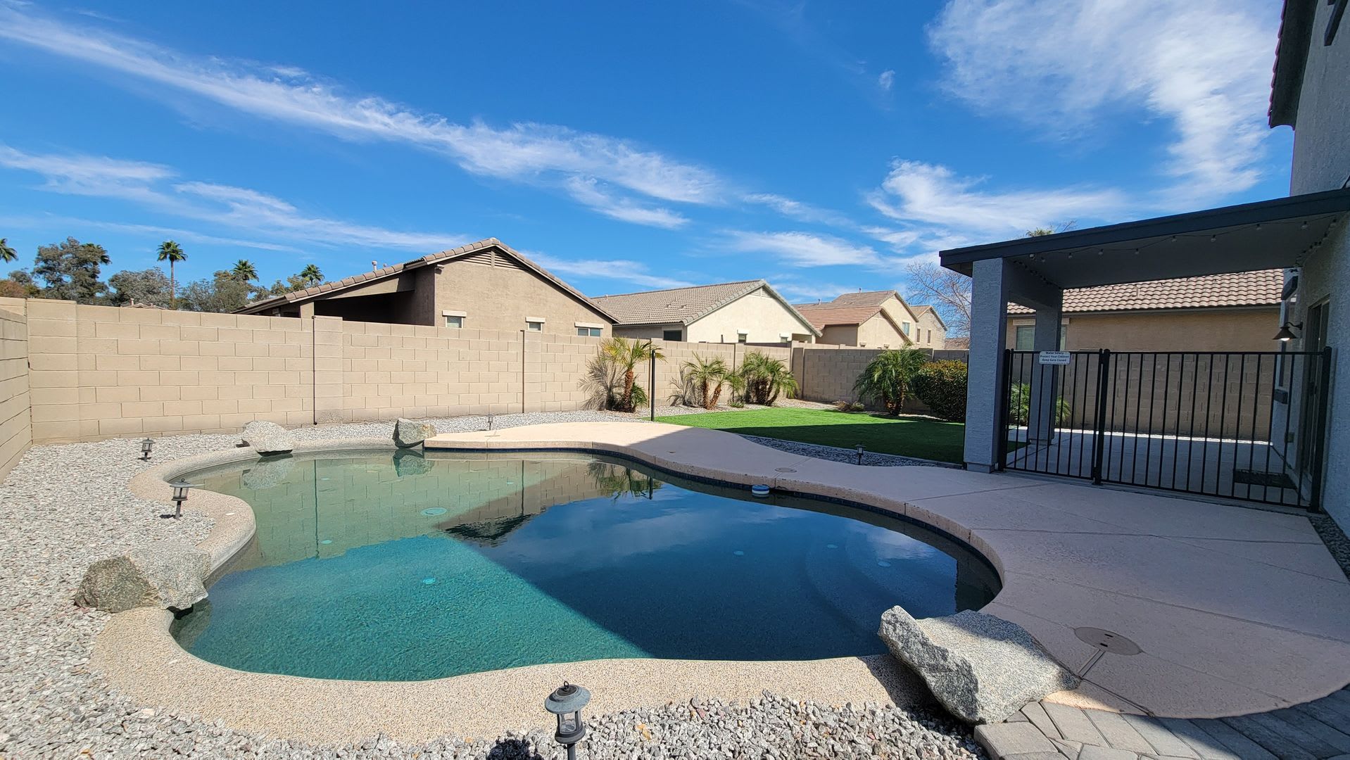 Priced right in a great neighborhood with SOLAR and POOL! – photo 3