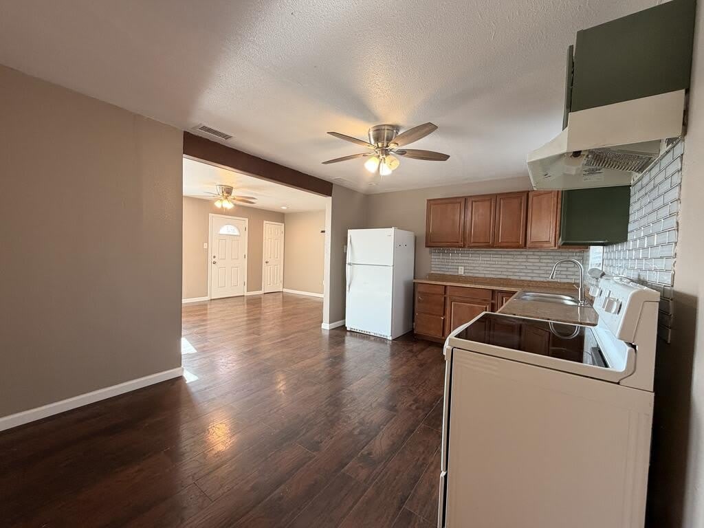 5207 McKnight Dr – photo 5