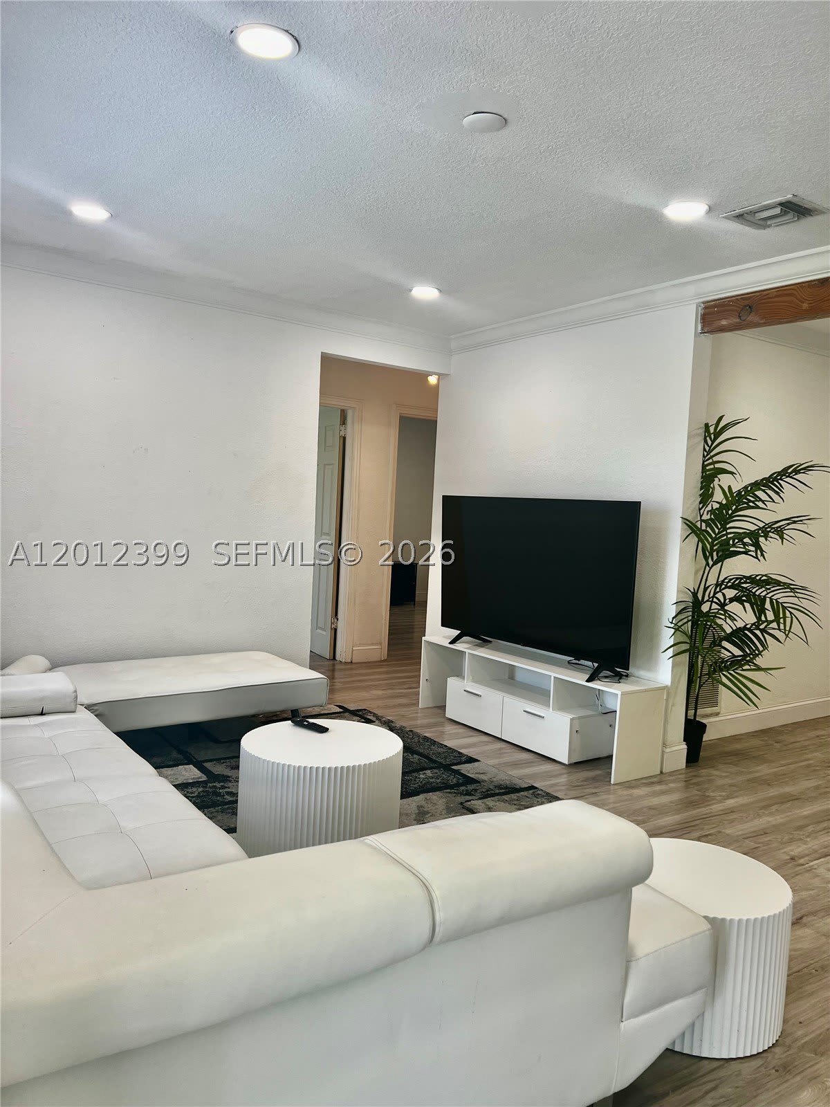 12040 N Miami Ave – photo 2