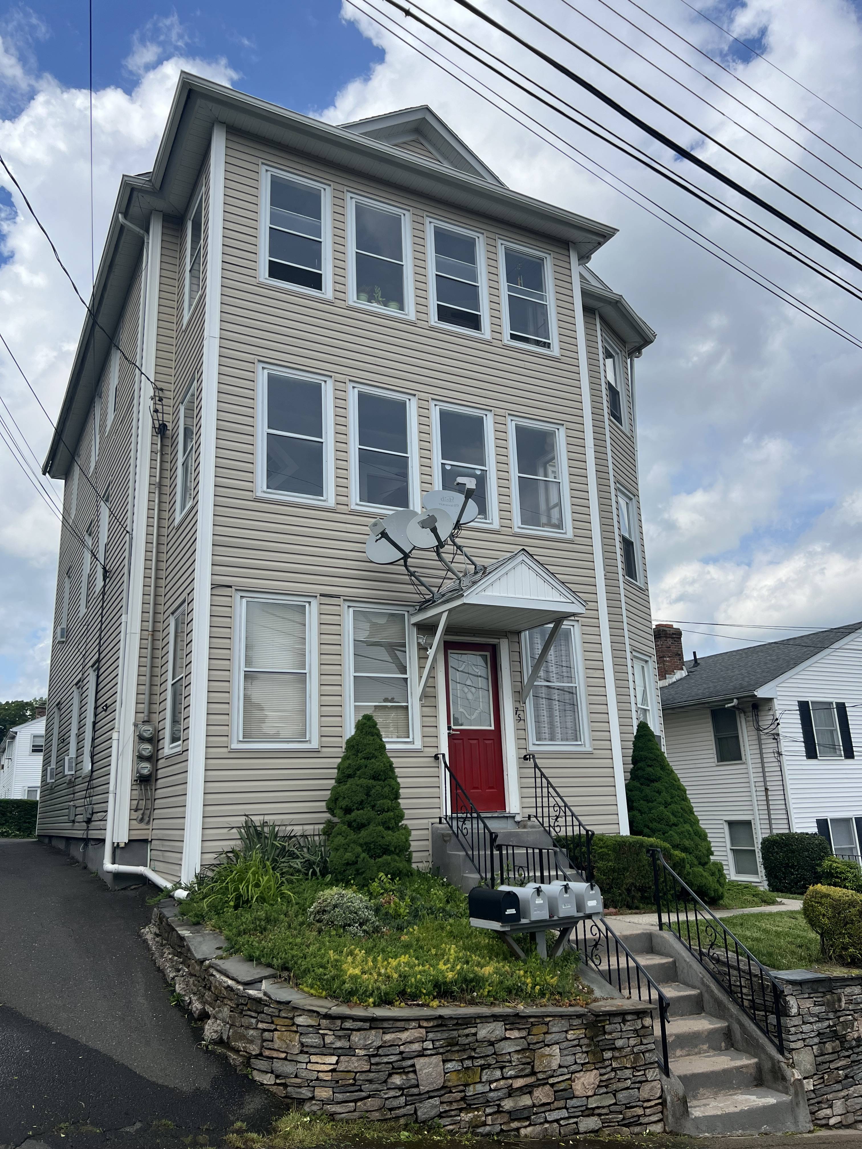 75 Hayes St – photo 1