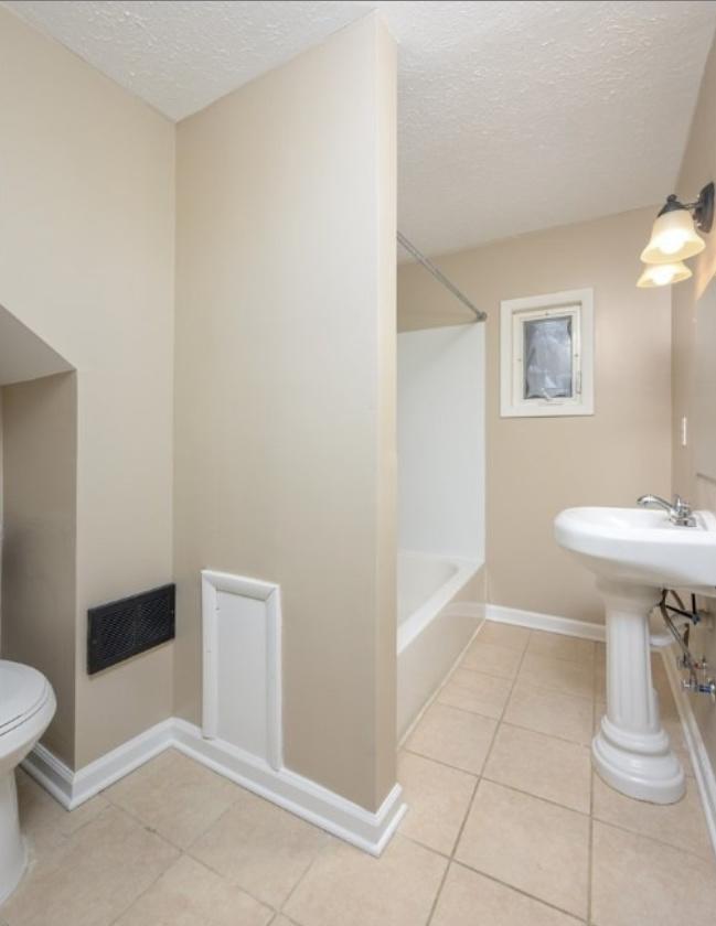 308 E Park Blvd – photo 2
