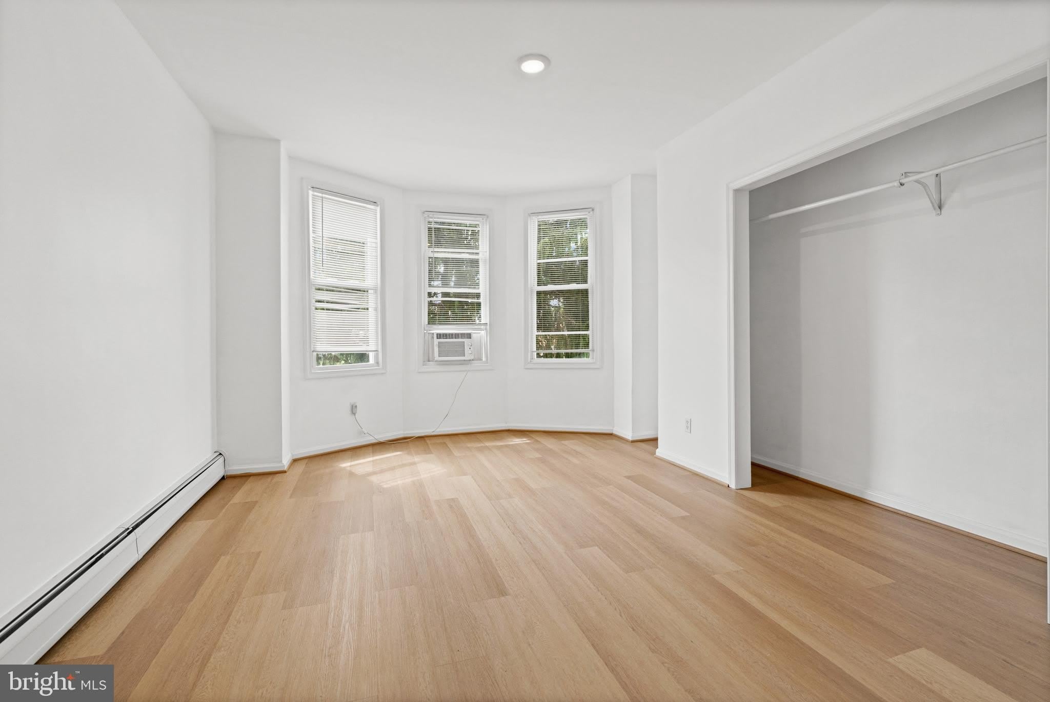 1653 N SMALLWOOD Street – photo 4
