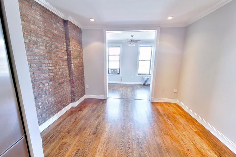 722 10TH AVE. – photo 1