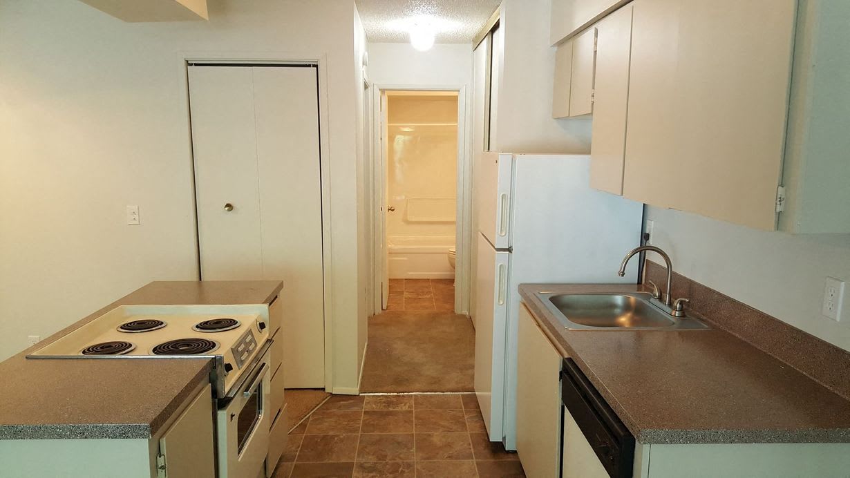 Tristin Square Apartments – photo 5