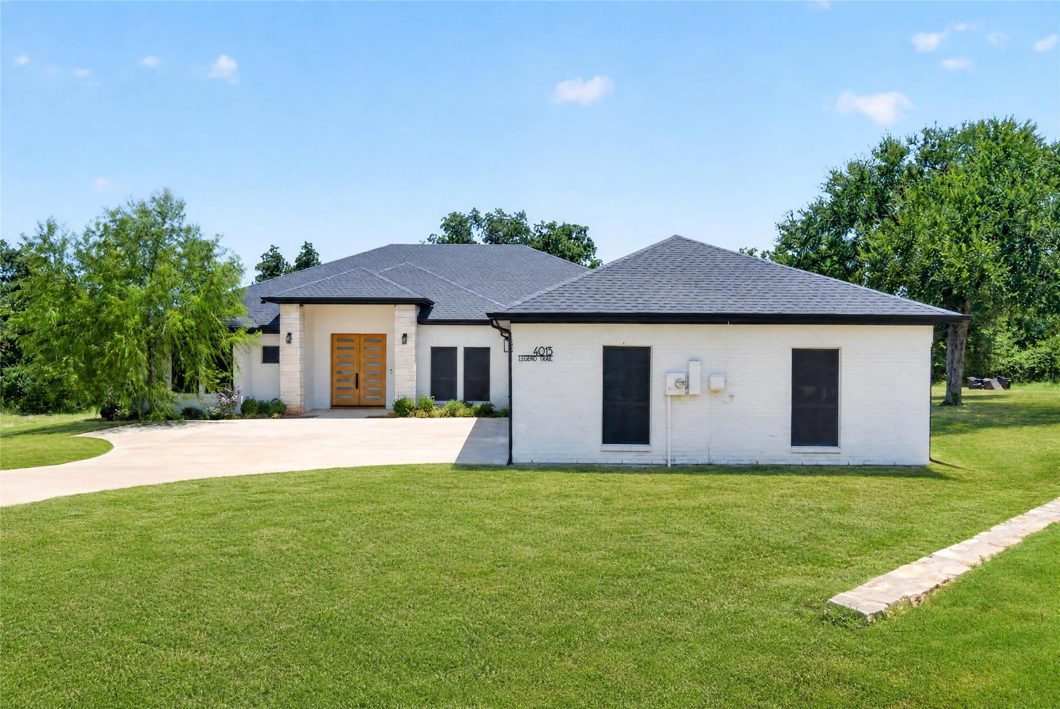 4013 Legend Trail – photo 1