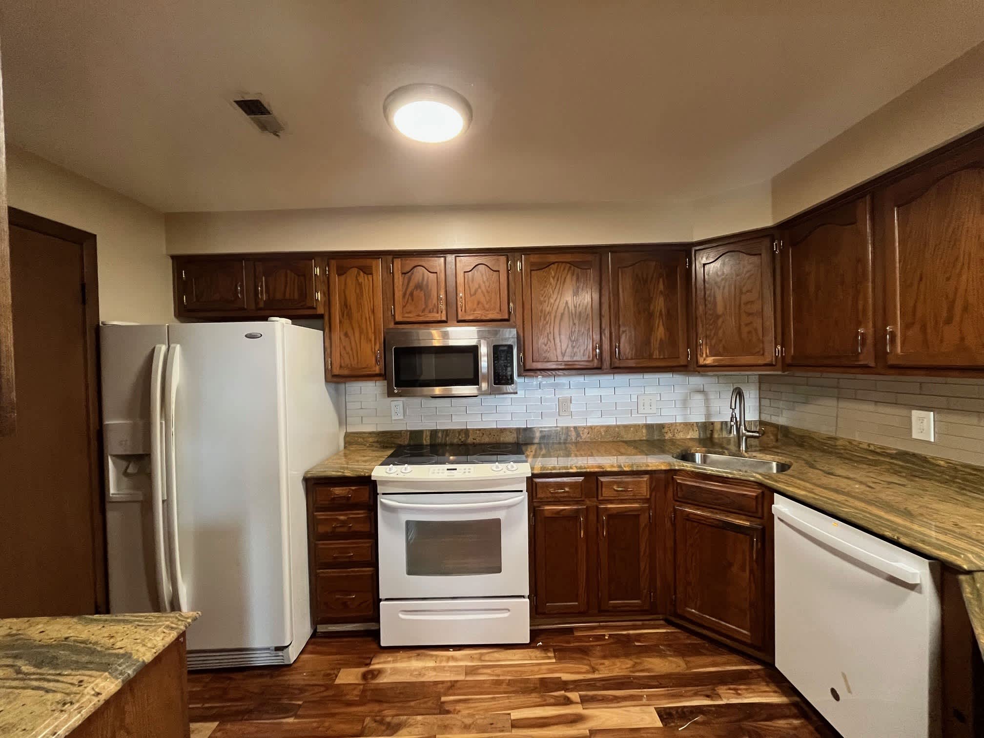 7283 Beacon Hill Drive – photo 5