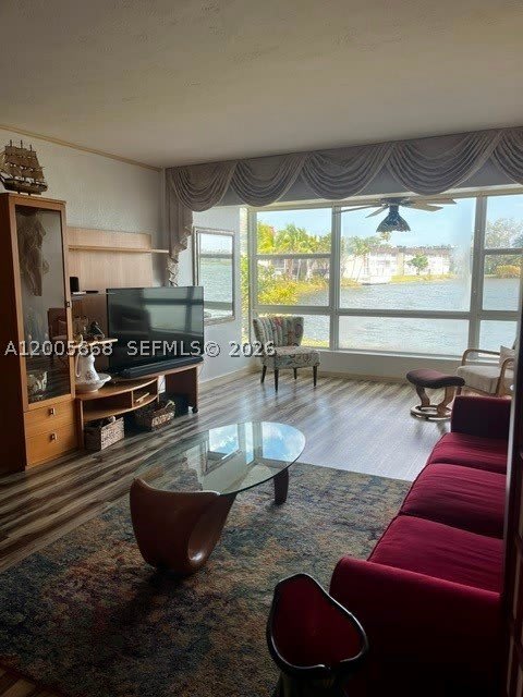 18901 NE 14th Ave – photo 3