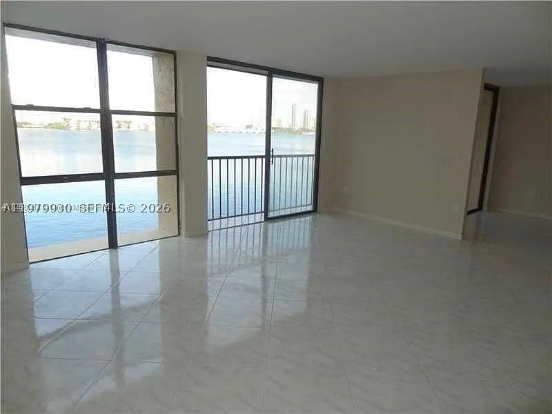 17500 N Bay Rd – photo 5
