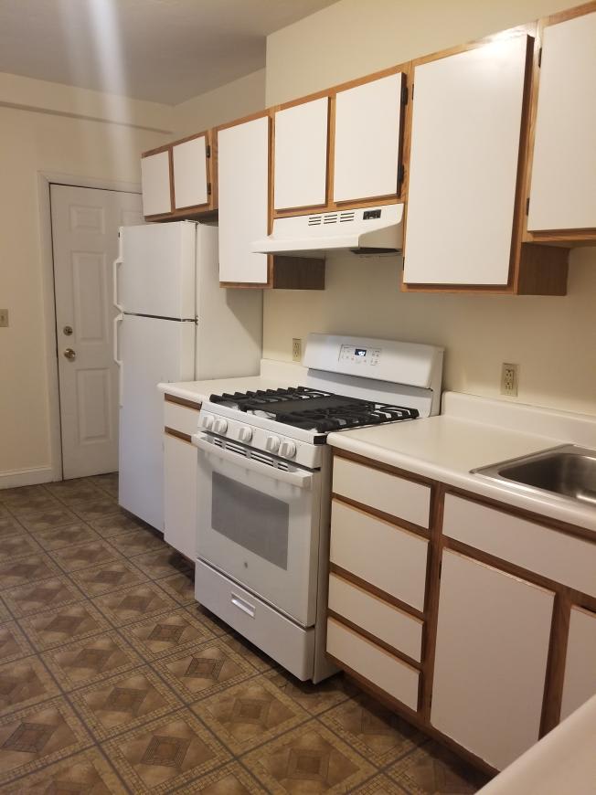 677 Washington – photo 3