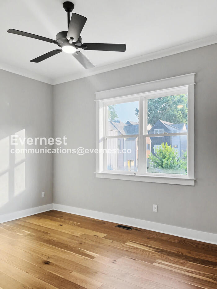 121 Lucile Street – photo 5