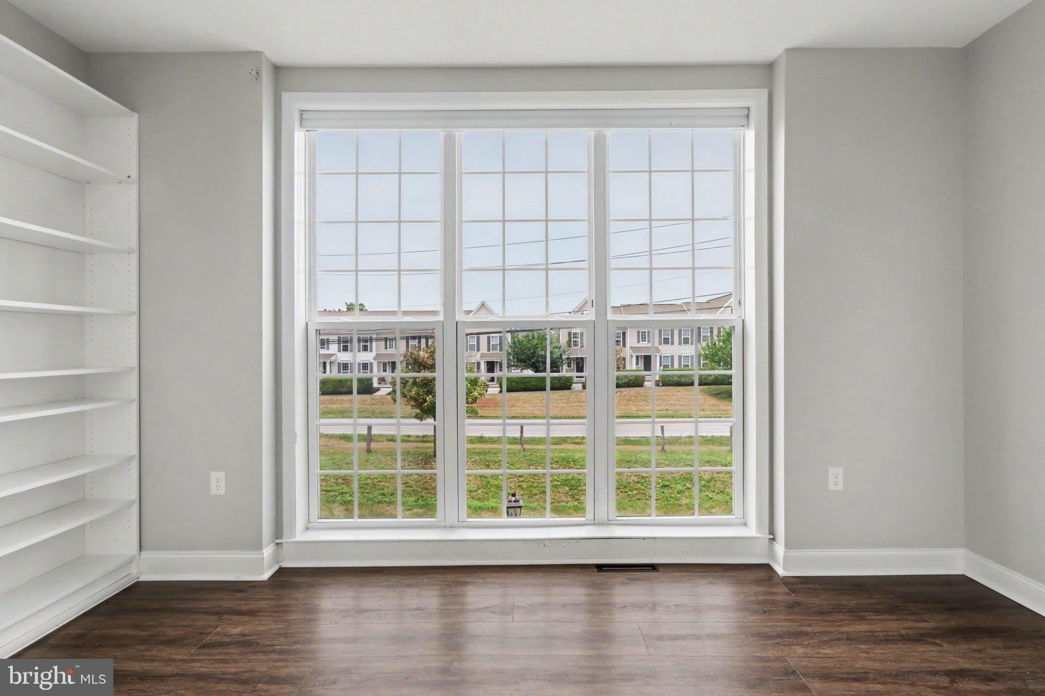 1461 KEEGAN Lane – photo 5