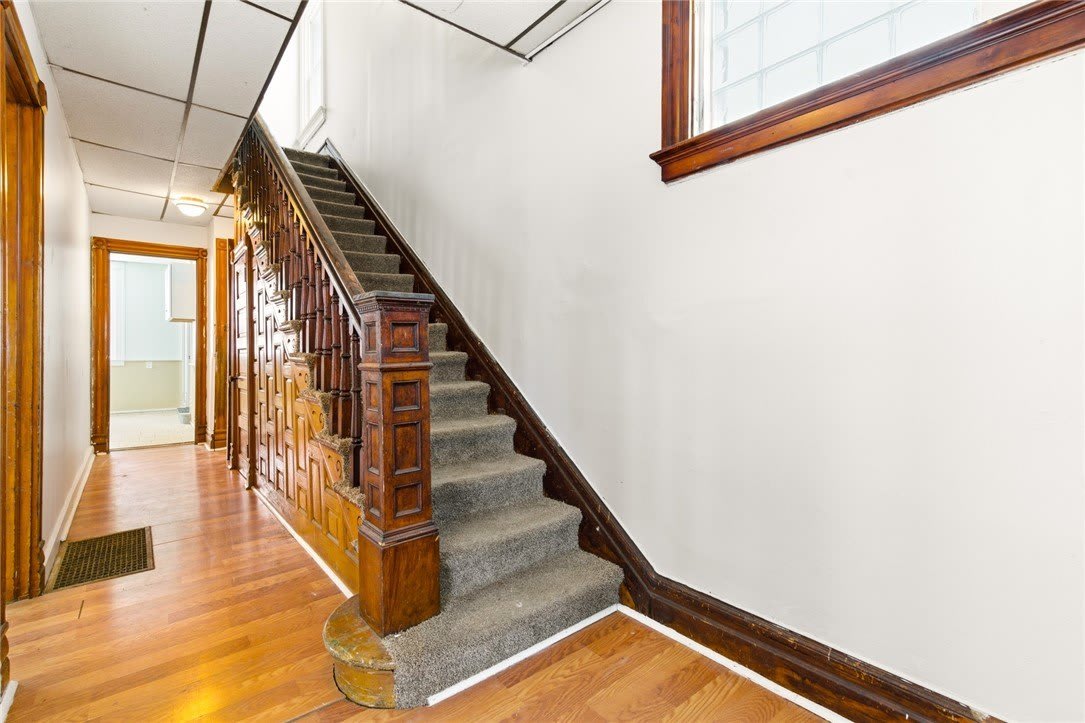 241 Watson Blvd – photo 2