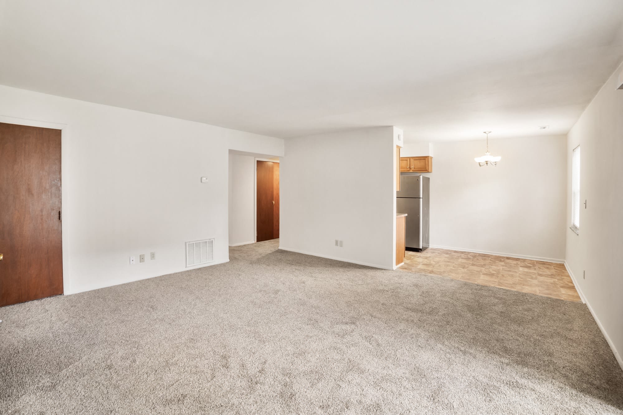 Somerset Apartments – photo 5