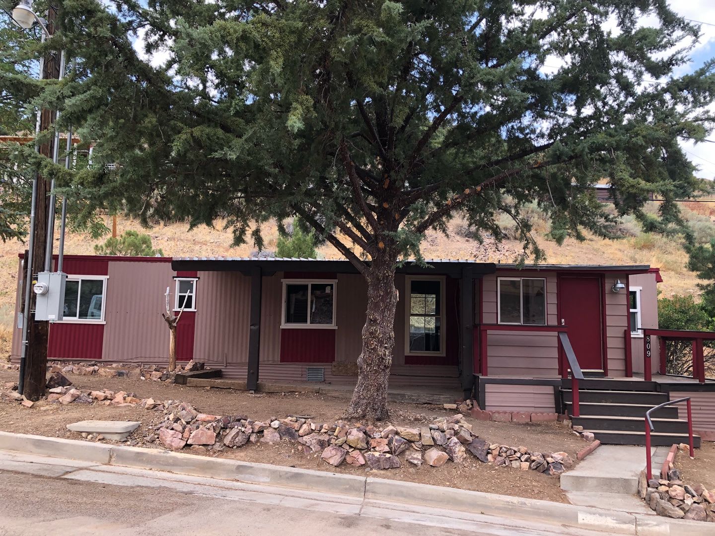 Historic Charm Custom-Built 2-Bedroom Home in Pioche, Nevada – photo 2