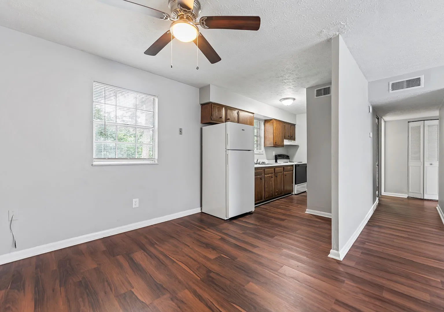 12513 East Orell Road – photo 1