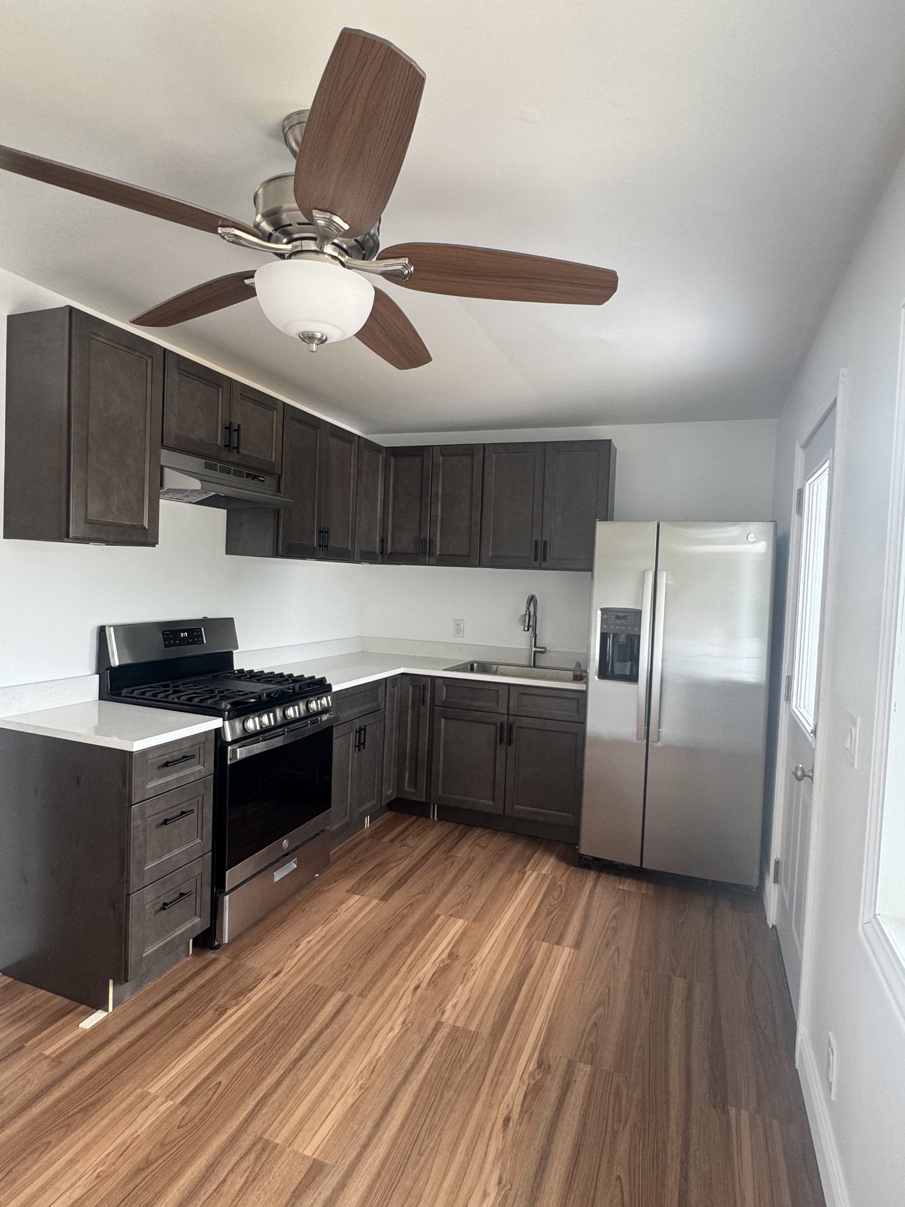 220 Healy Avenue – photo 2