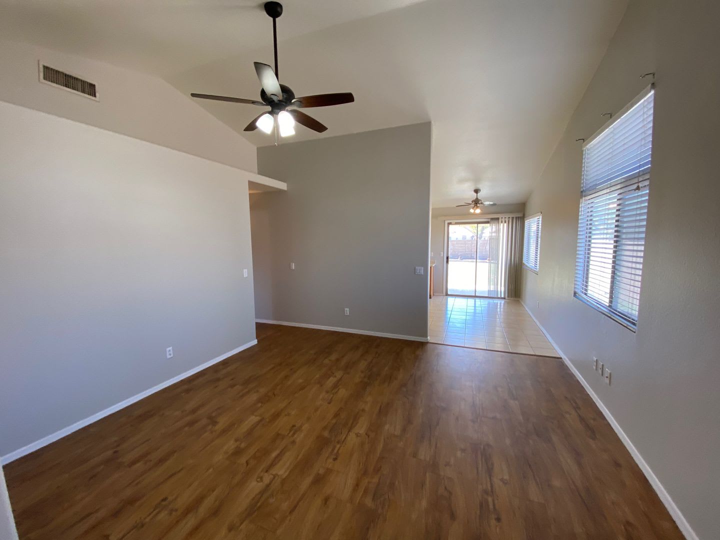 Close to community amenities! – photo 4