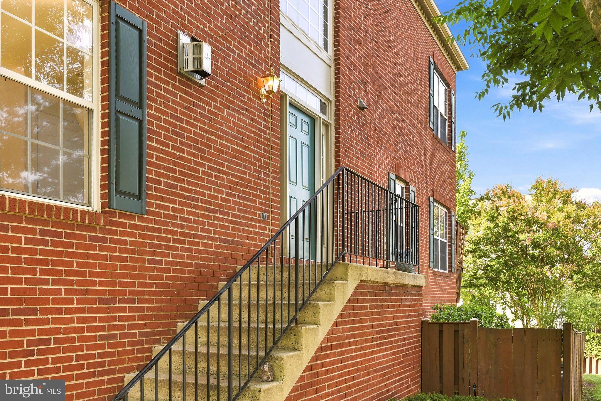 45805 MARLANE Terrace – photo 4