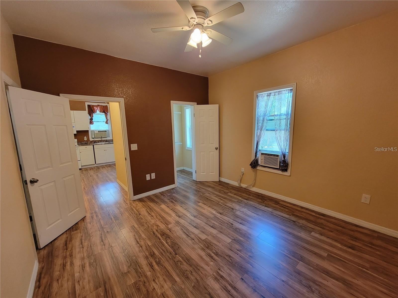 965 NE 2ND Street – photo 3