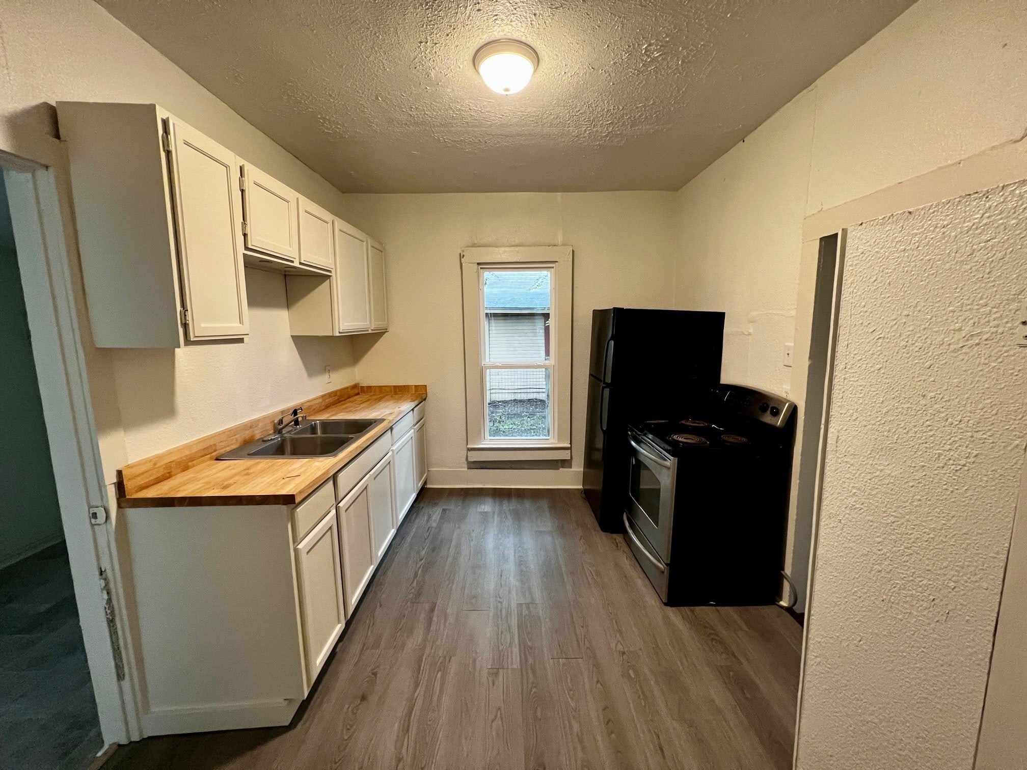 1020 Clinton Street – photo 5