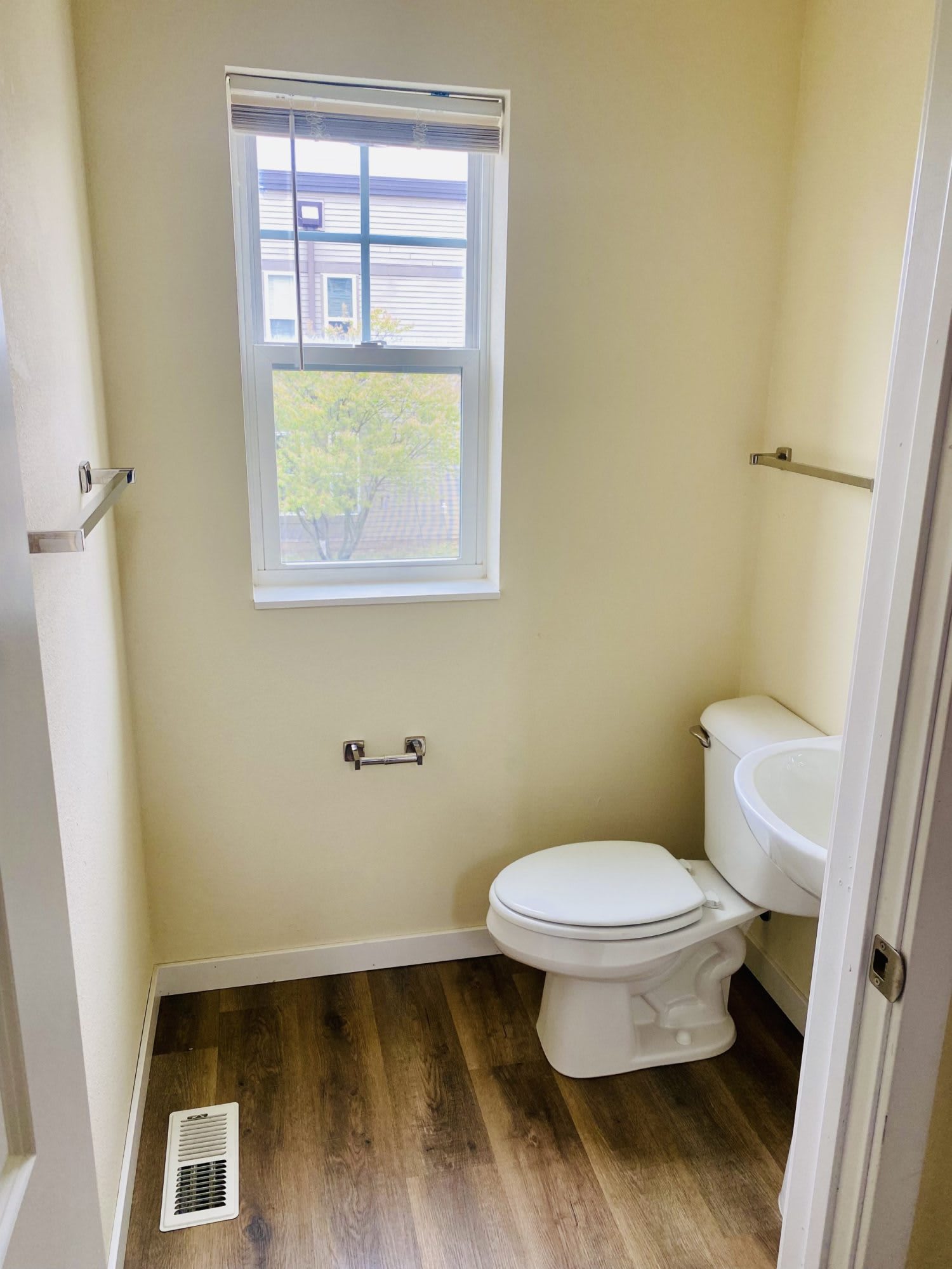 River Bluff Townhomes – photo 3