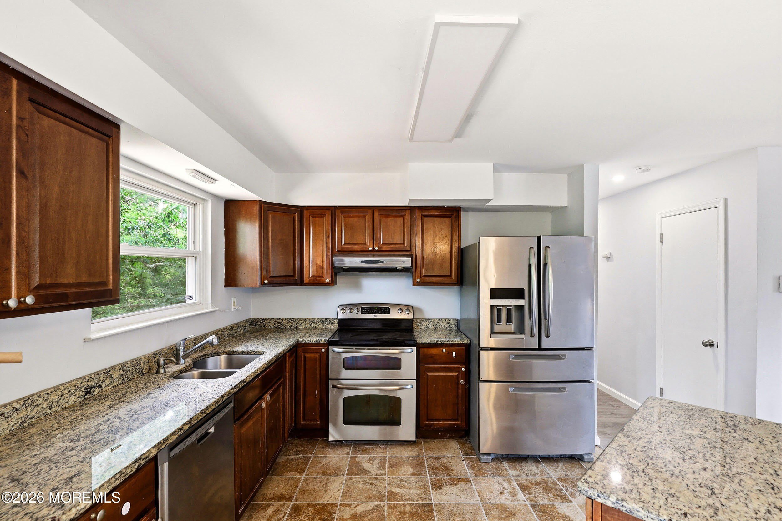 3 Cherokee Drive – photo 5