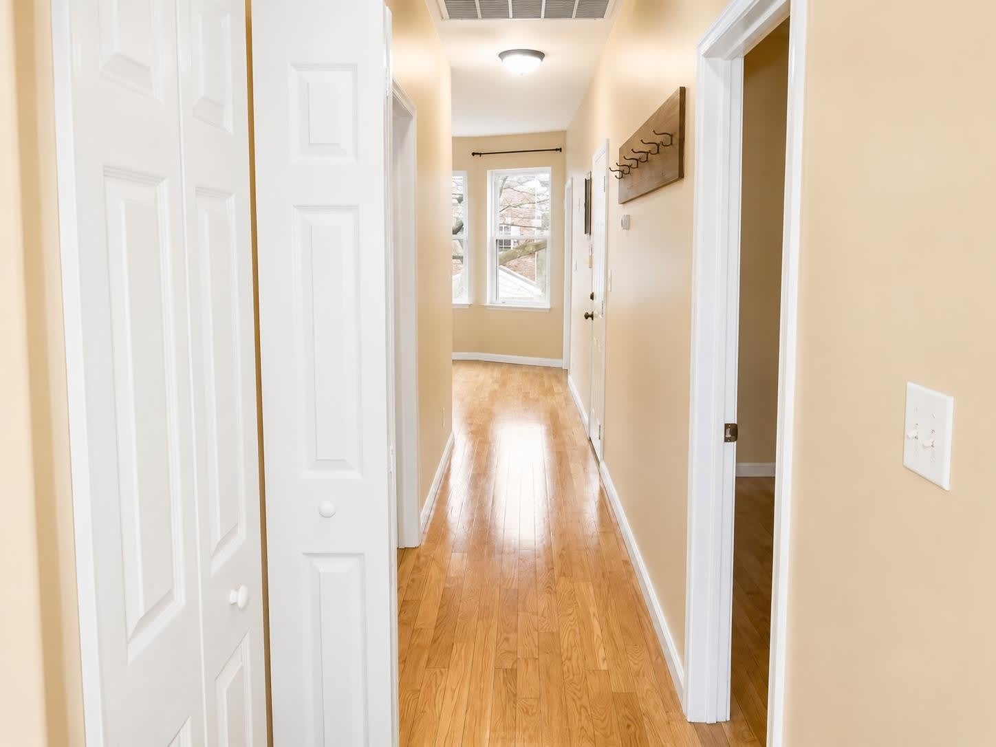 136 Randolph Ave – photo 4